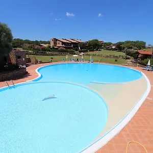 Aparthotel Vela Blu Golfo Aranci, Marinella (Sardinia)